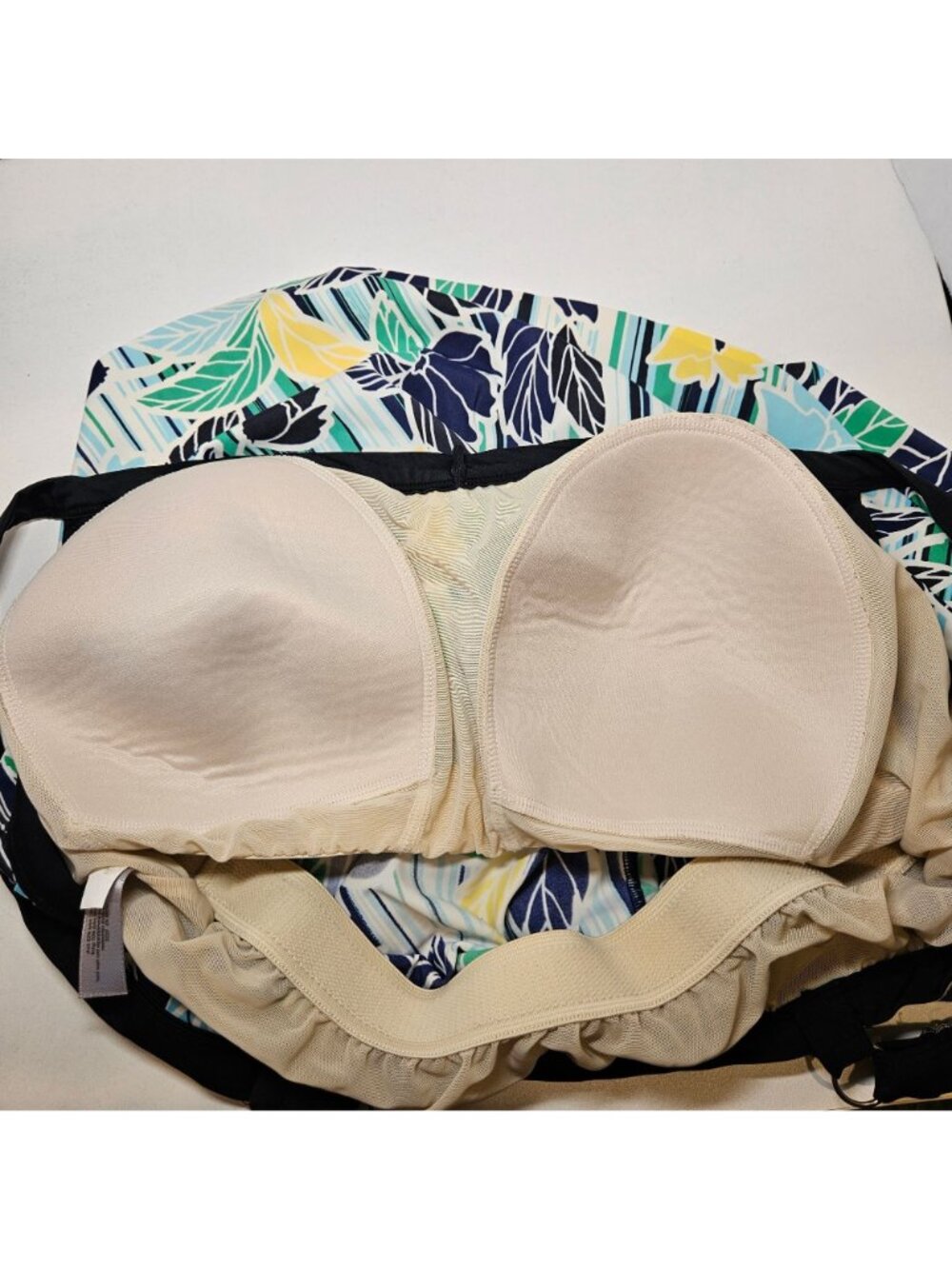 Catherines Top 22W Green Black Blue Yellow Swimsuit Top Tankini Tank Adjustable - Picture 9 of 12